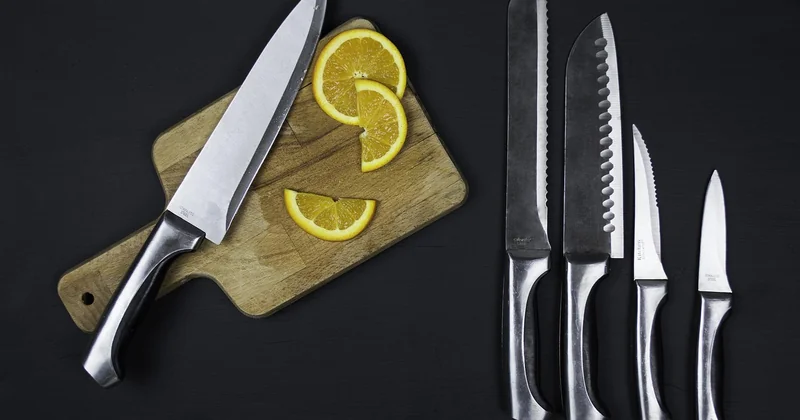 What knives should every home chef have?