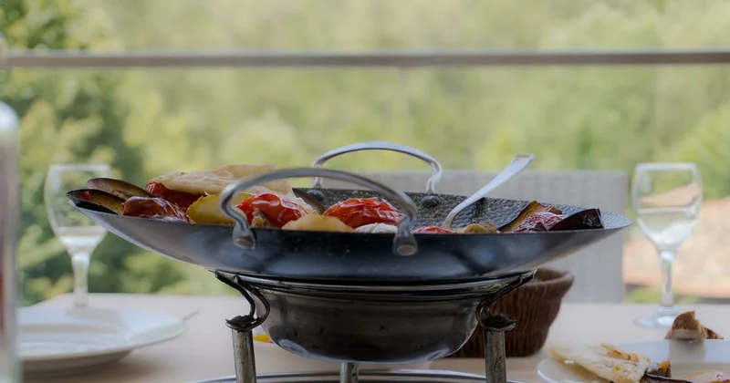 What are the top food cultures in the world?