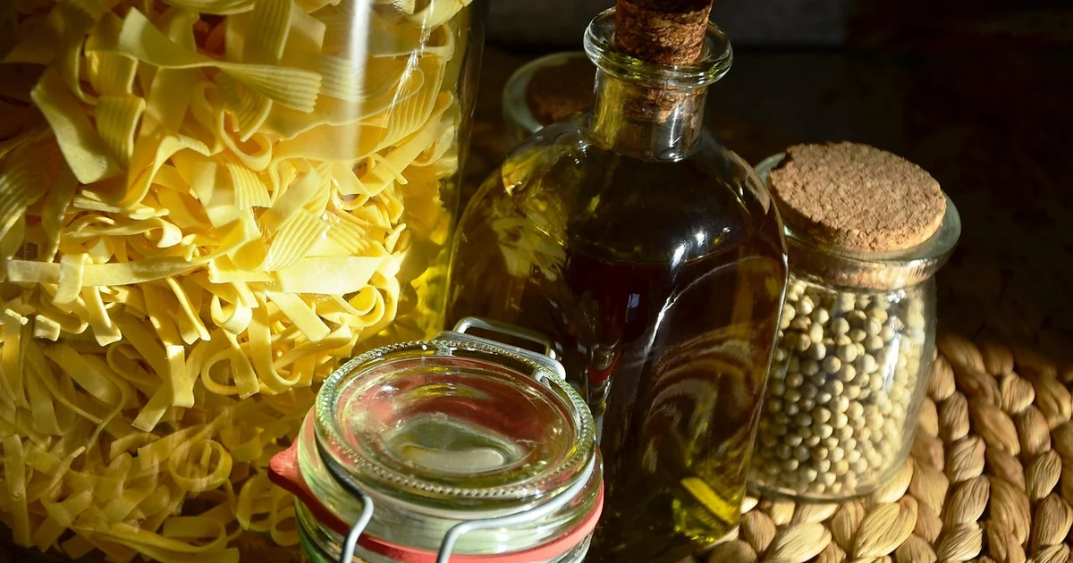 Ingredients & Pantry